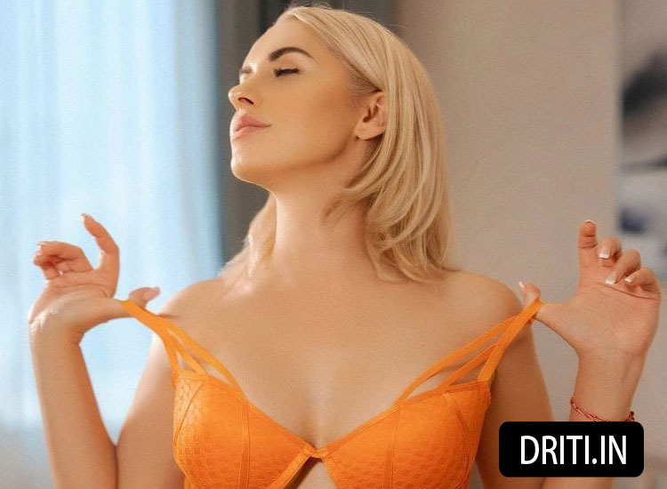 busty delhi escorts